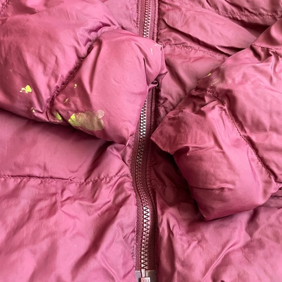 Burgundy puffer jacket - Picture 4 of 8